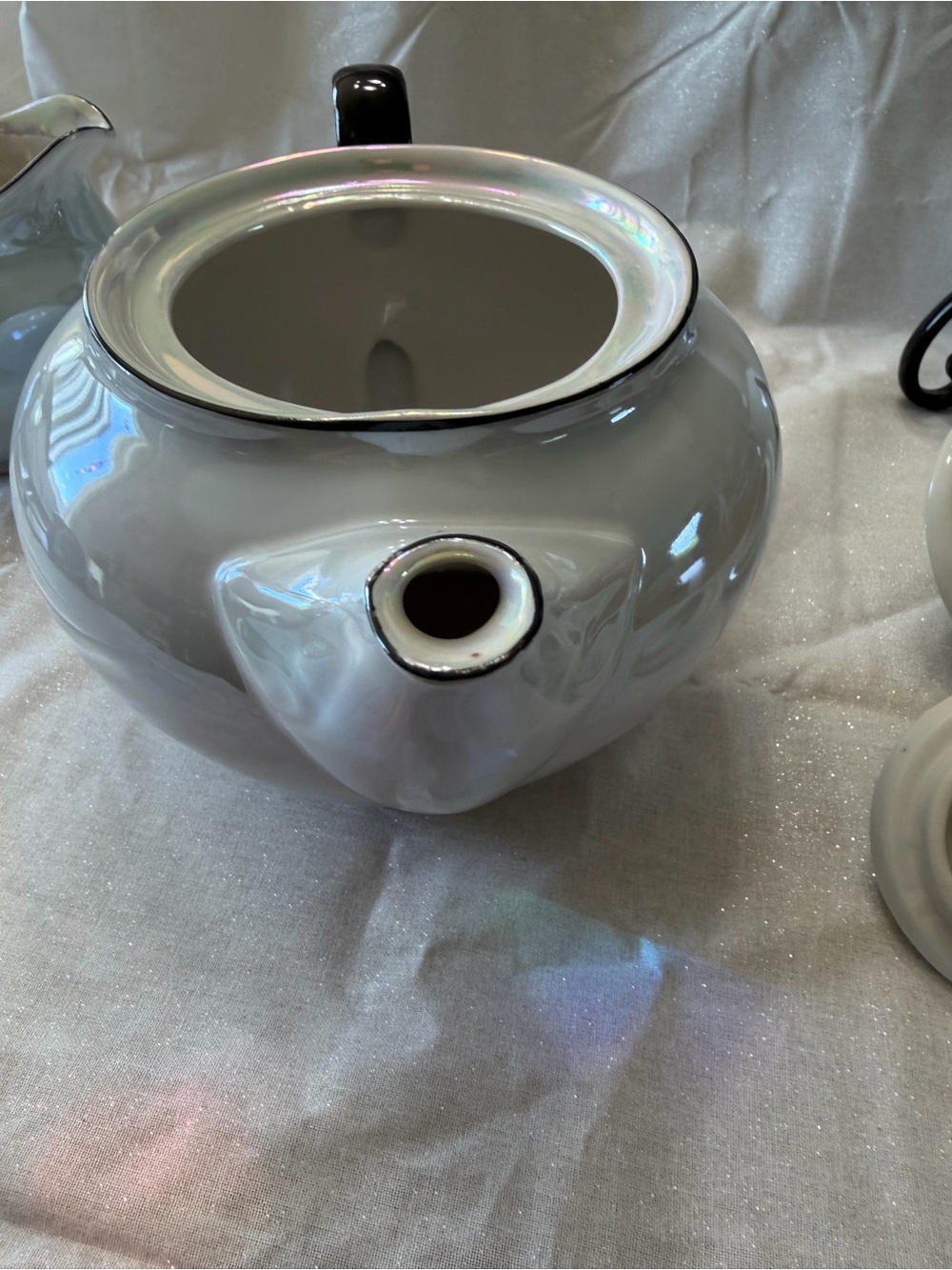 Atlantic Czechoslovakia Sky Blue Luster Ware Black Handle Teapot, Sugar& Creamer - Picture 10 of 16